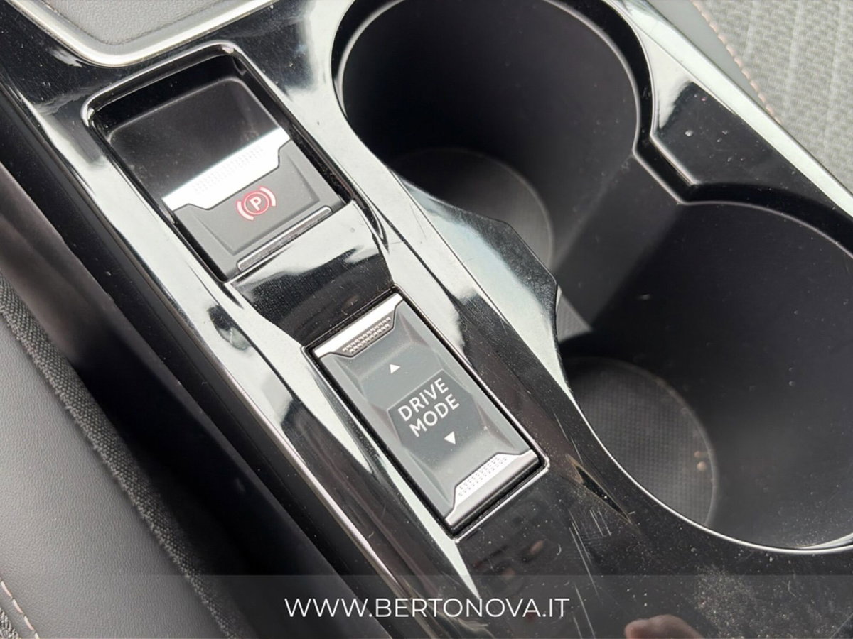 Peugeot 208 PureTech 100 Stop&Start 5 porte Allure (19)