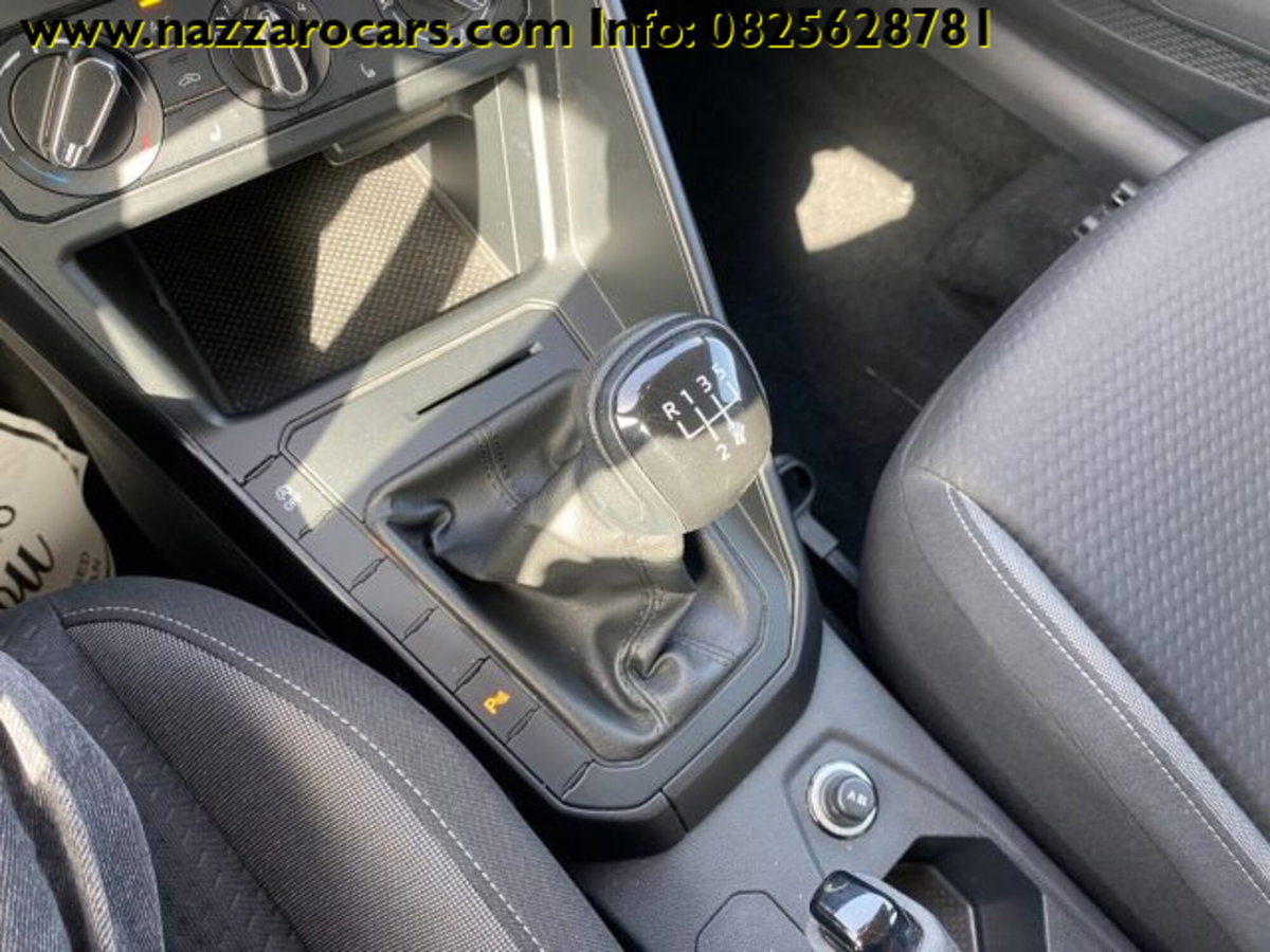 Volkswagen Taigo 1.0 tsi Life 95cv (16)