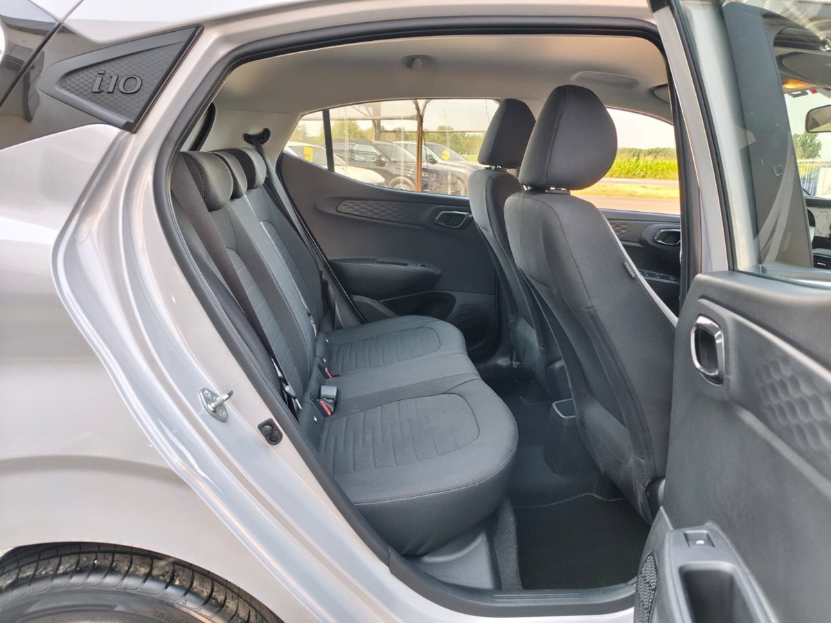 Hyundai i10 1.0 mpi Connectline 63cv (15)