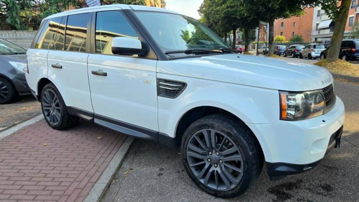 Land Rover Range Rover Sport 3.0 SDV6 SE (10)