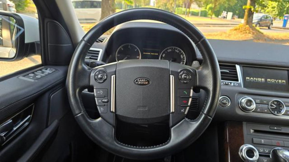 Land Rover Range Rover Sport 3.0 SDV6 SE (17)