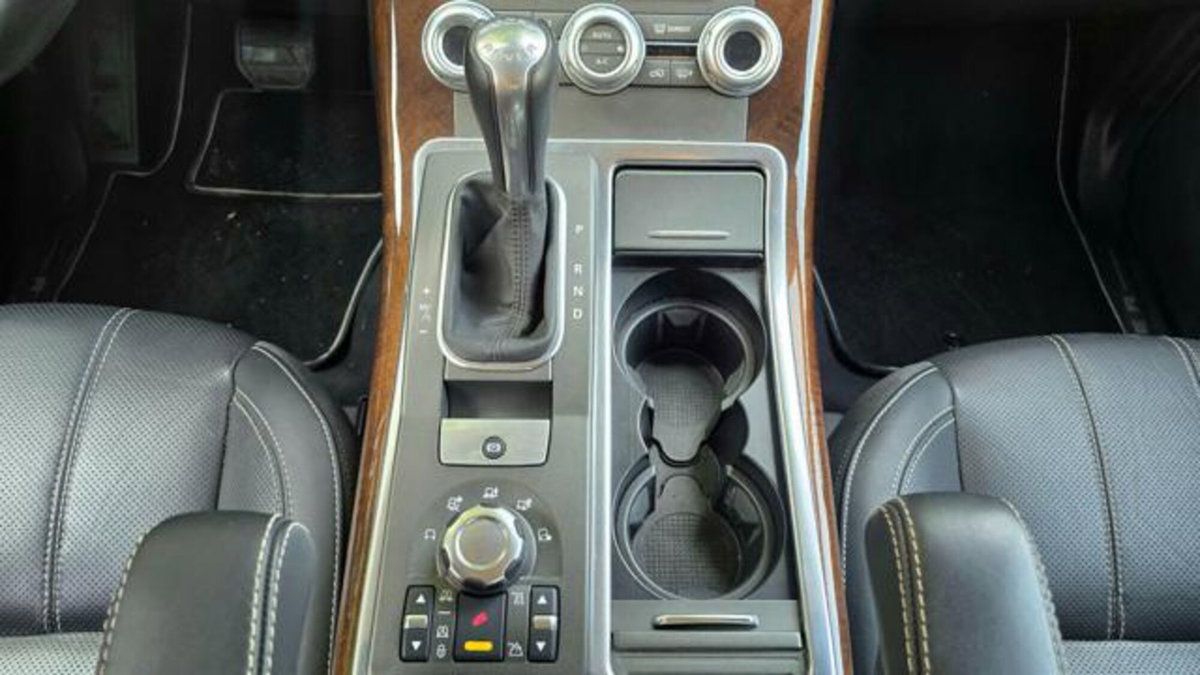 Land Rover Range Rover Sport 3.0 SDV6 SE (18)