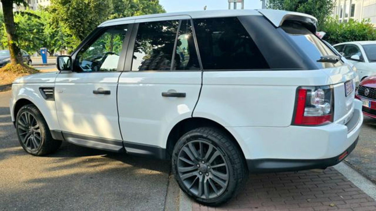 Land Rover Range Rover Sport 3.0 SDV6 SE (4)