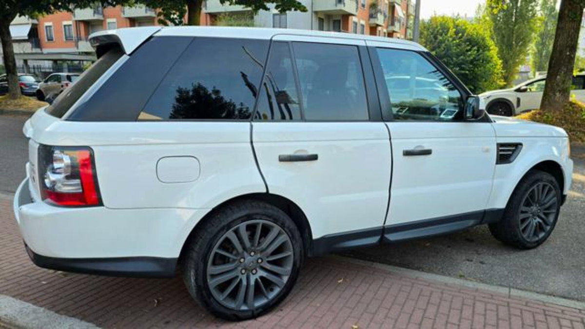 Land Rover Range Rover Sport 3.0 SDV6 SE (8)