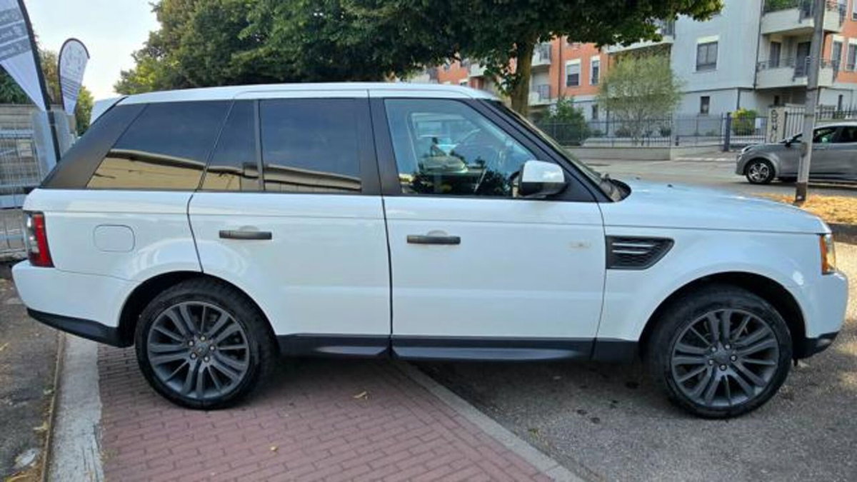 Land Rover Range Rover Sport 3.0 SDV6 SE (9)
