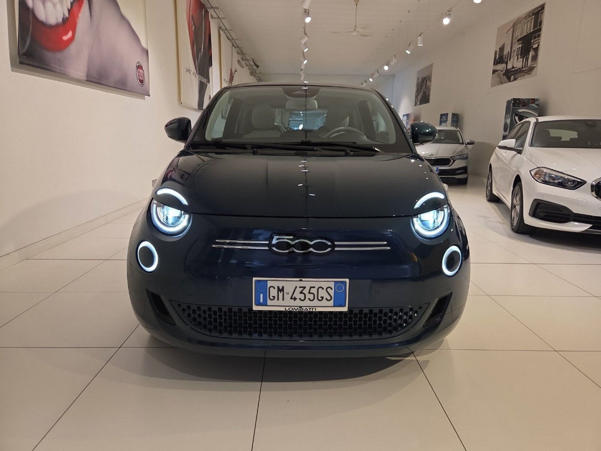 Fiat 500 Cabrio 42 kWh La Prima (8)