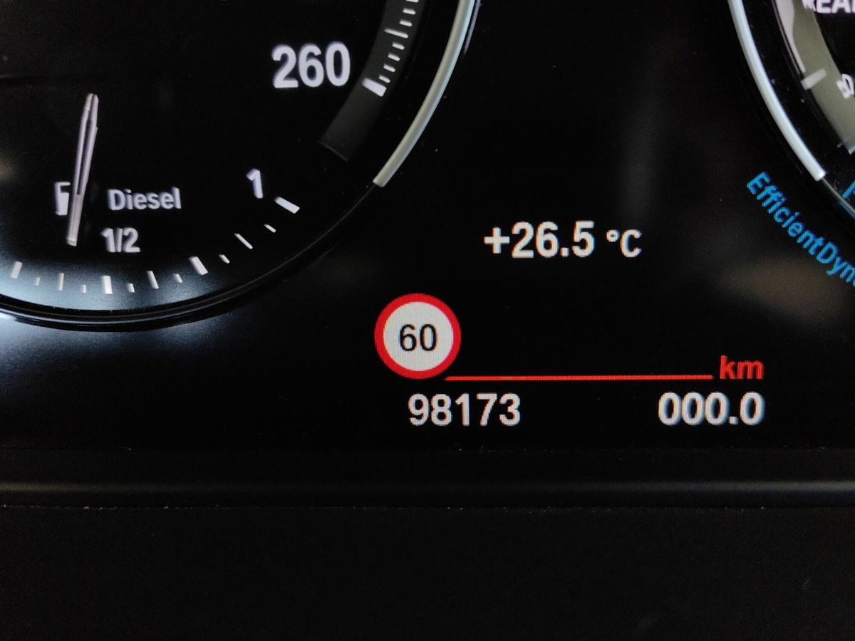 BMW X1 sdrive18d X-Line auto (10)