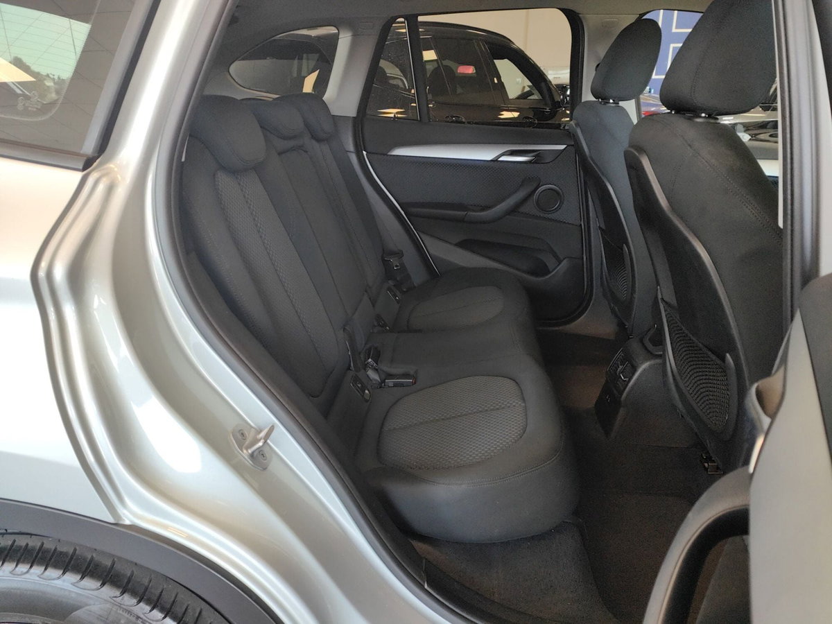 BMW X1 sdrive18d X-Line auto (6)