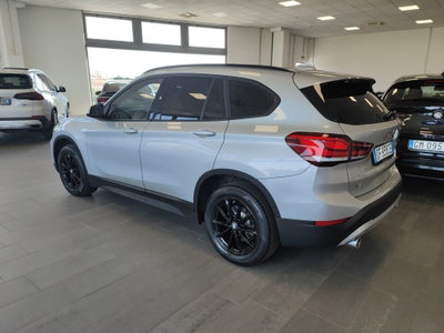 BMW X1 sdrive18d X-Line auto (9)
