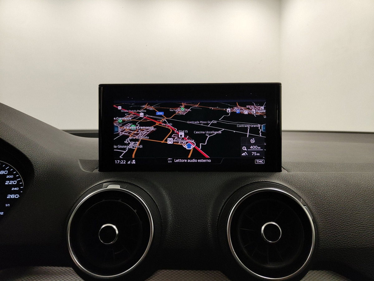 Audi Q2 Q2 35 TFSI S tronic (12)