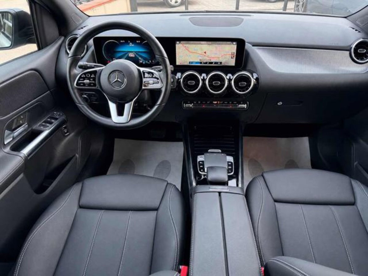 Mercedes-Benz Classe B 180 d Sport (10)