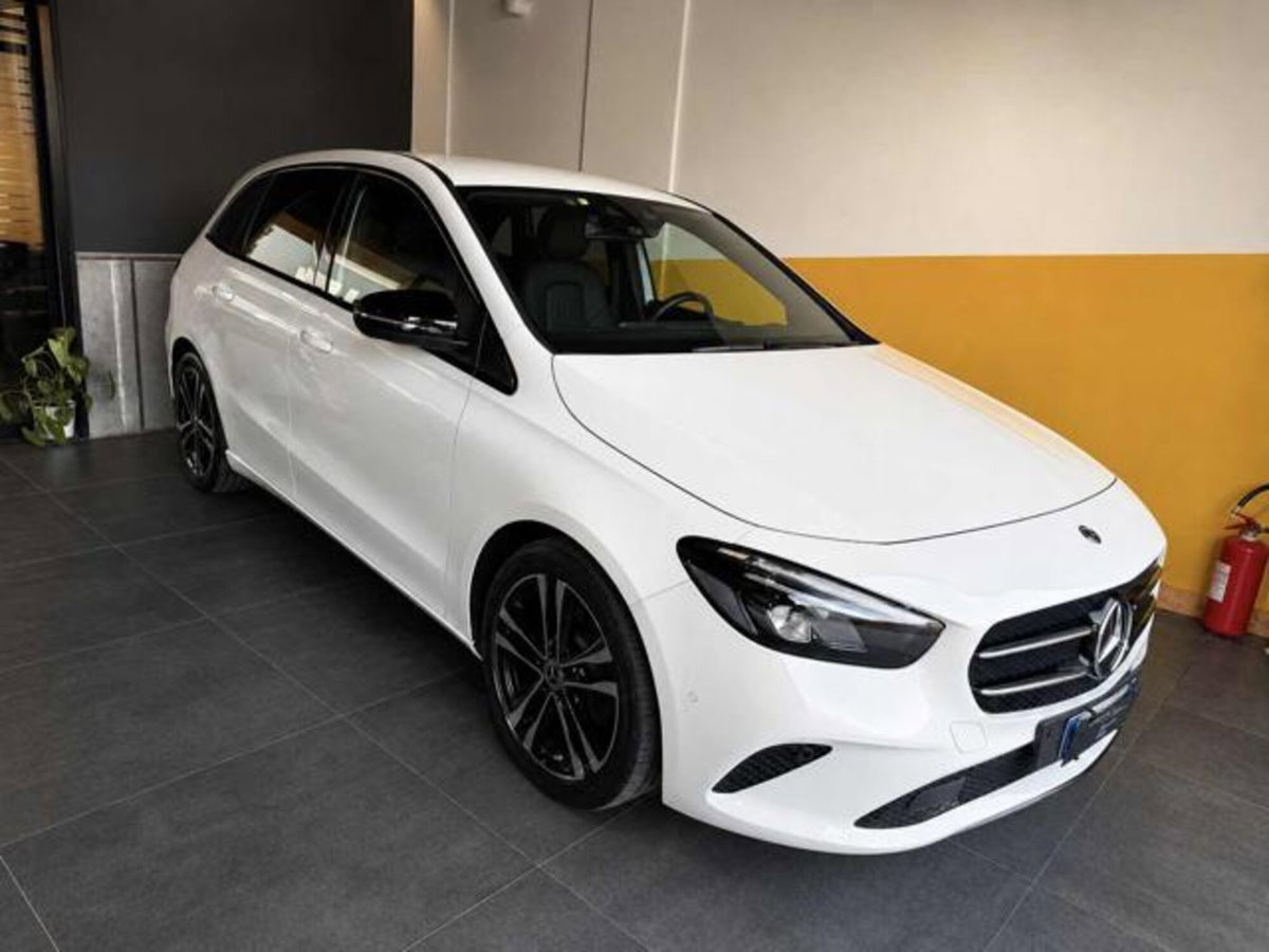 Mercedes-Benz Classe B 180 d Sport (2)