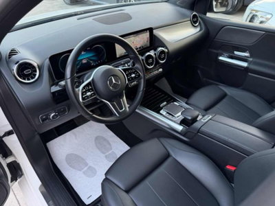 Mercedes-Benz Classe B 180 d Sport (9)