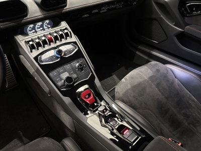 Lamborghini Huracán Coupé 5.2 V10 LP 610-4 Coupé (7)
