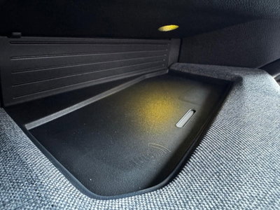 Peugeot 3008 73 kWh GT (12)