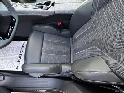 Peugeot 3008 73 kWh GT (8)