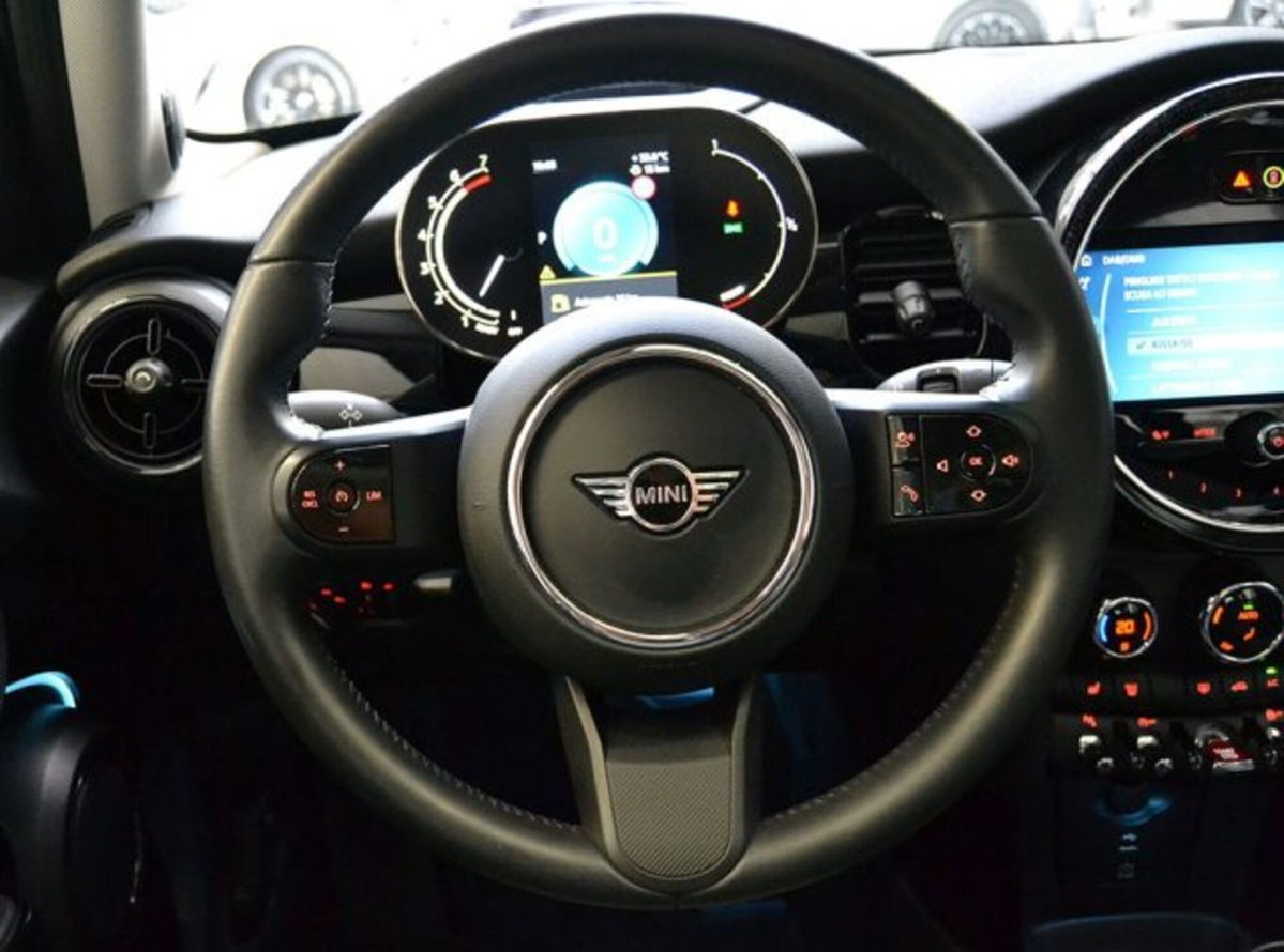 MINI Mini 1.5 Cooper Classic 5 porte (12)