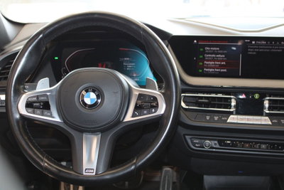 BMW Serie 1 5p. 120d xDrive 5p. Msport (11)