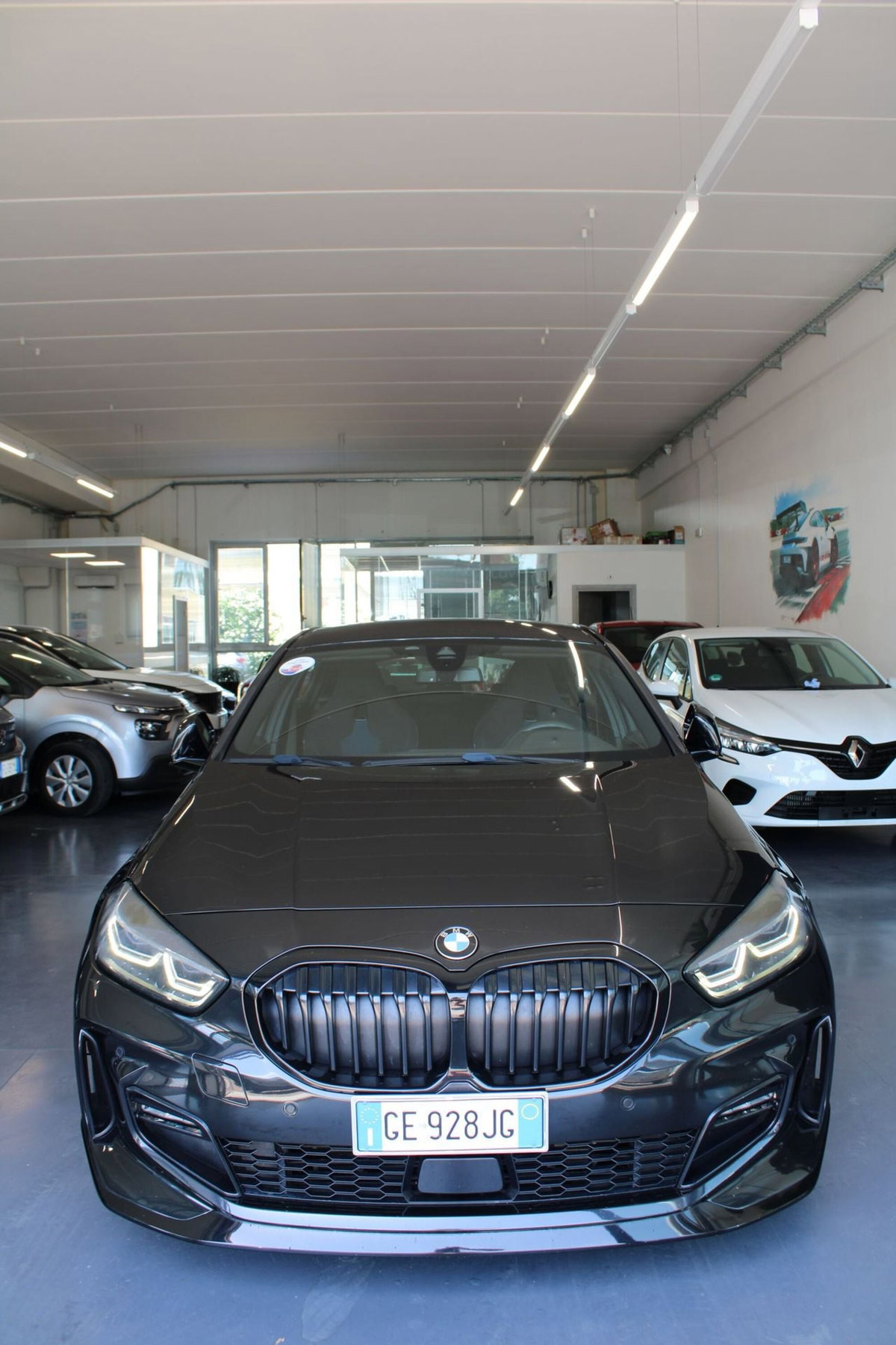 BMW Serie 1 5p. 120d xDrive 5p. Msport (2)