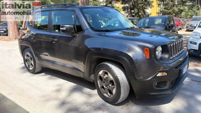 Jeep Renegade 1.6 E-TorQ EVO Longitude (2)