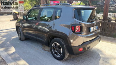 Jeep Renegade 1.6 E-TorQ EVO Longitude (3)