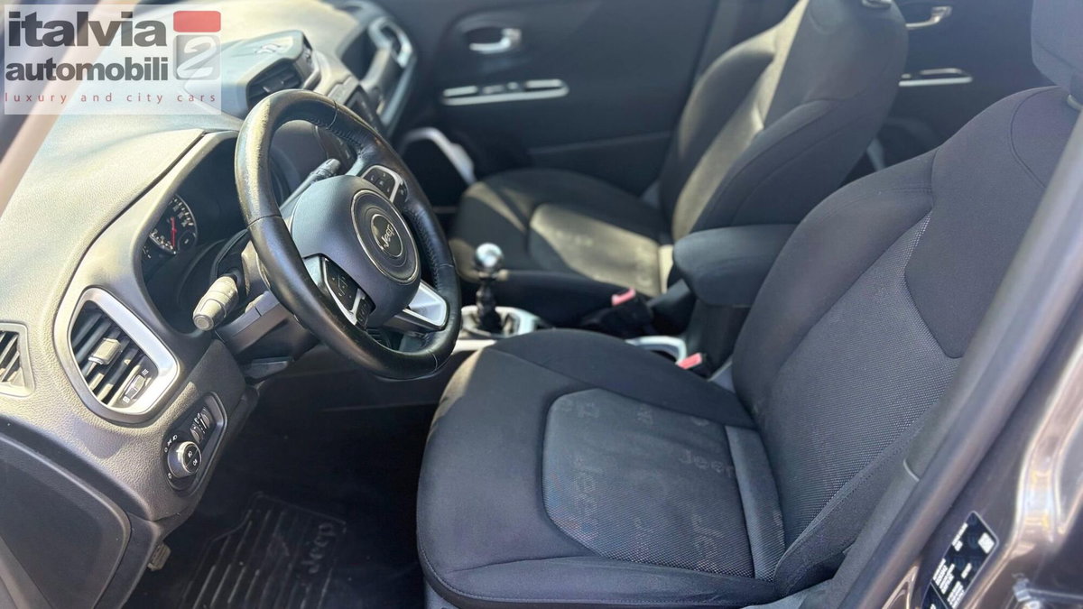 Jeep Renegade 1.6 E-TorQ EVO Longitude (9)
