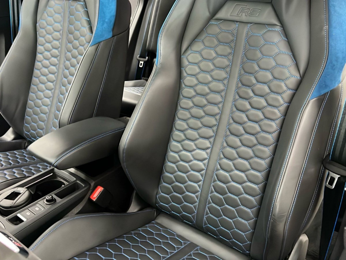 Audi RS Q3 Sportback 2.5 quattro s-tronic (11)