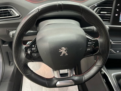 Peugeot 308 BlueHDi 130 S&S EAT8 GT Line (14)