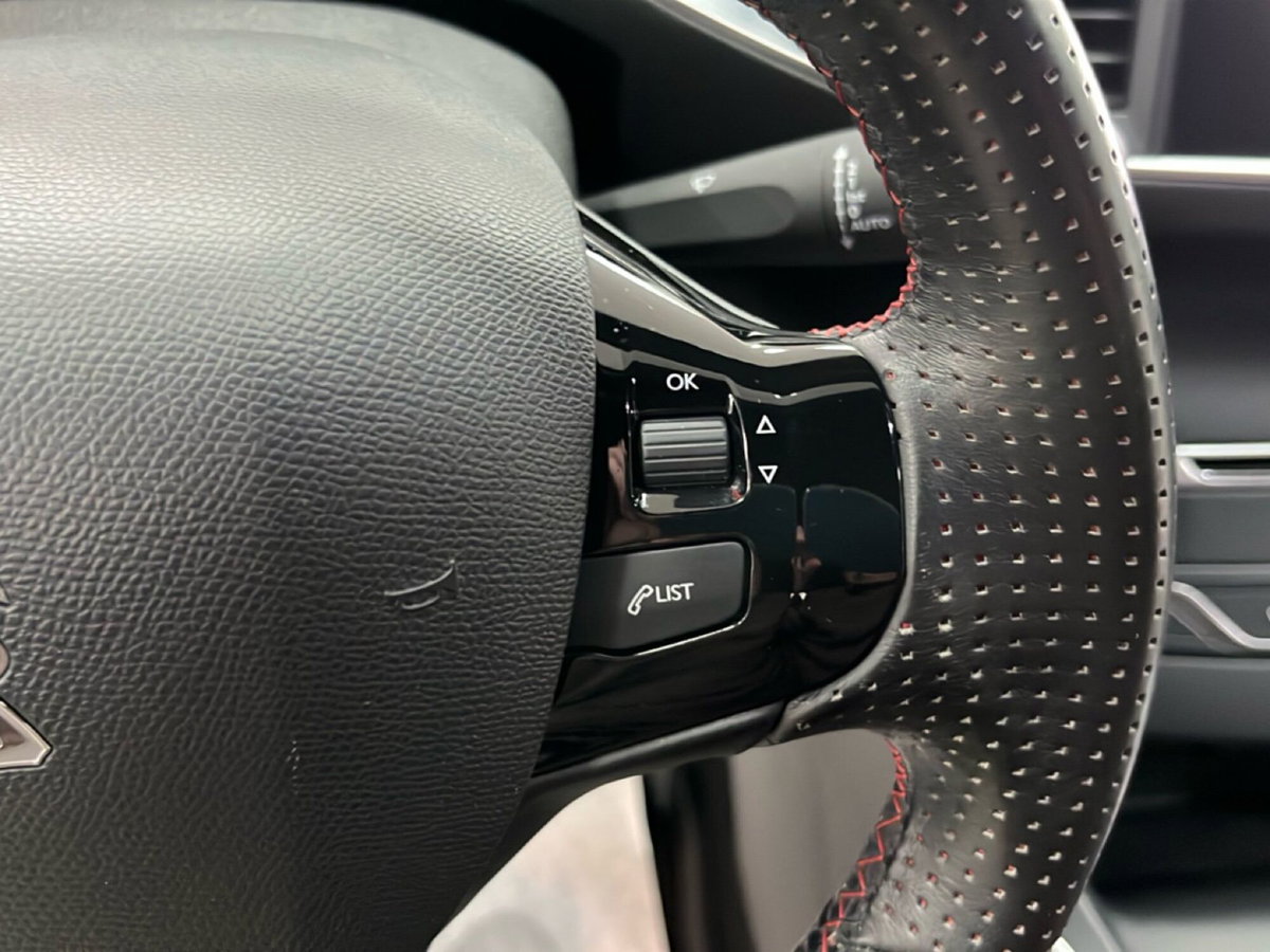 Peugeot 308 BlueHDi 130 S&S EAT8 GT Line (19)