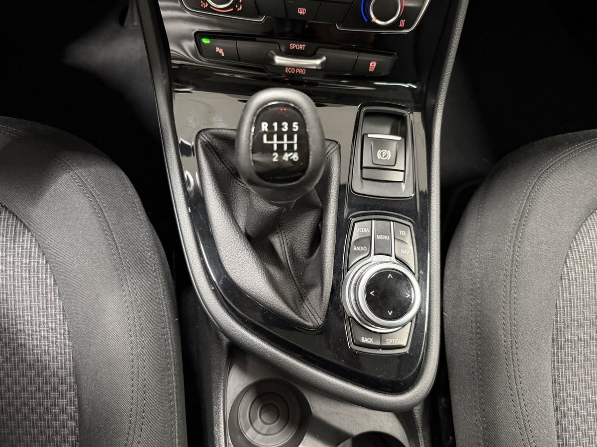 BMW Serie 2 Active Tourer 218d xDrive  Advantage (11)