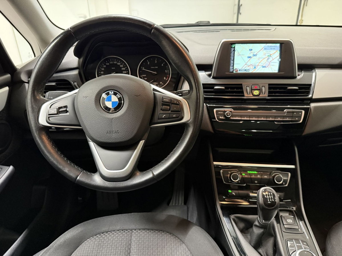 BMW Serie 2 Active Tourer 218d xDrive  Advantage (4)