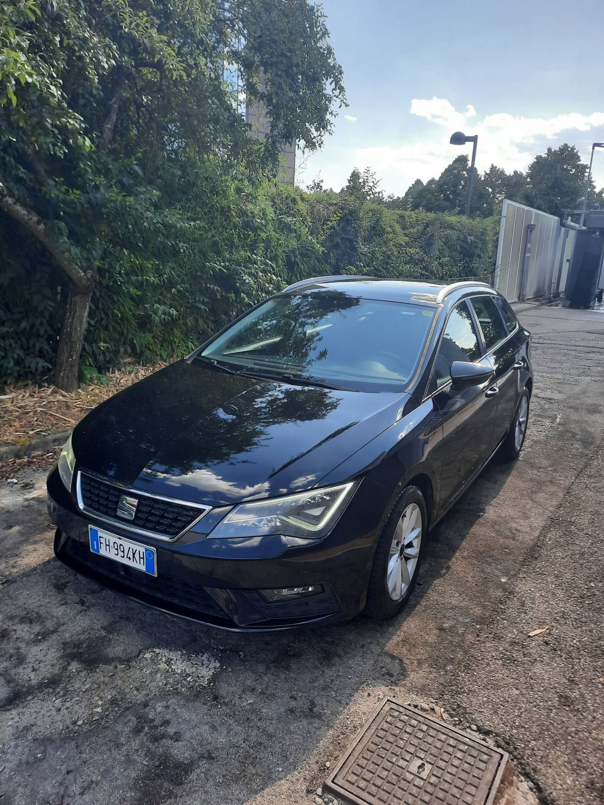 SEAT Leon ST 1.6 TDI 115 CV Business HIGH (2)