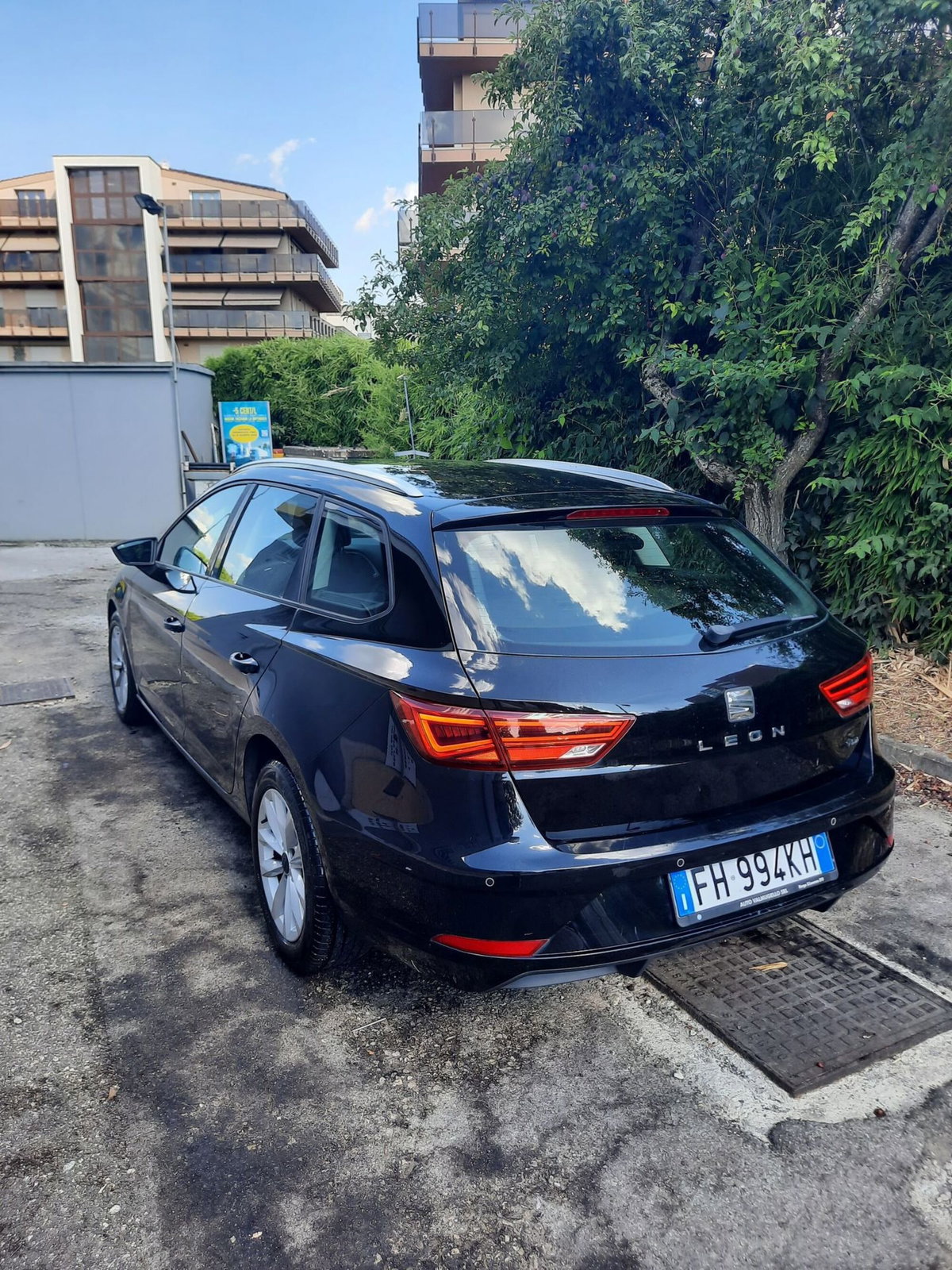 SEAT Leon ST 1.6 TDI 115 CV Business HIGH (6)
