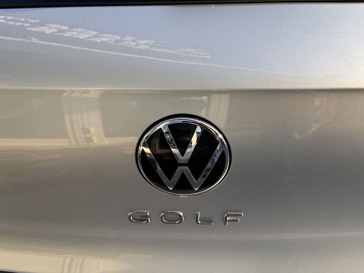 Volkswagen Golf 2.0 TDI 150 CV DSG SCR Life (12)