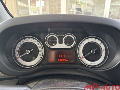 Fiat 500L 1.4 95 CV Lounge (16)