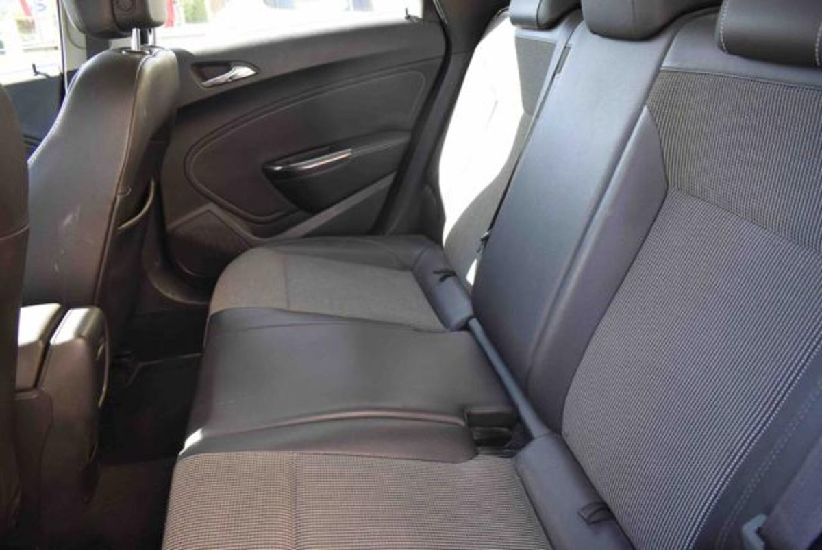 Opel Astra Station Wagon 1.7 CDTI 125CV Sports Cosmo (14)