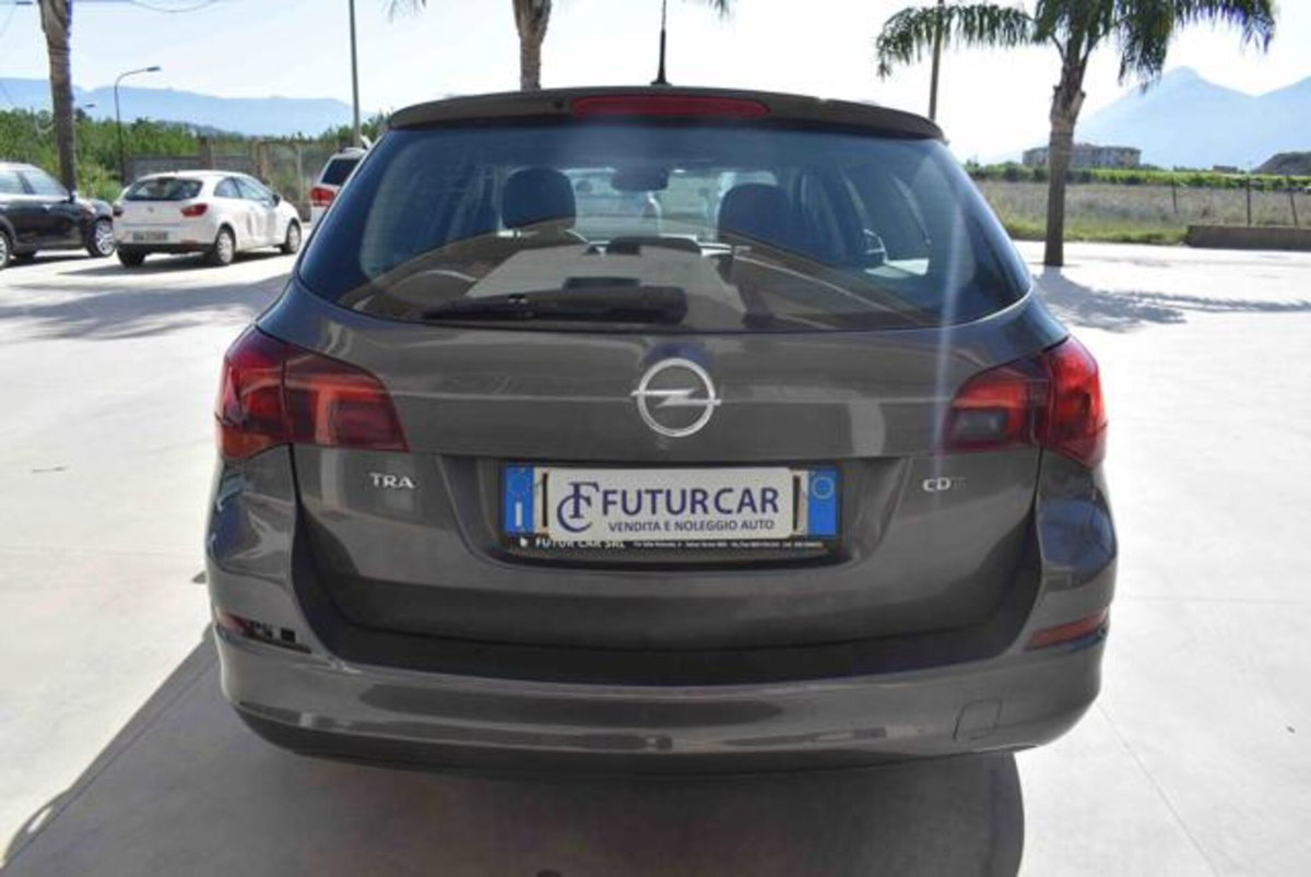 Opel Astra Station Wagon 1.7 CDTI 125CV Sports Cosmo (16)