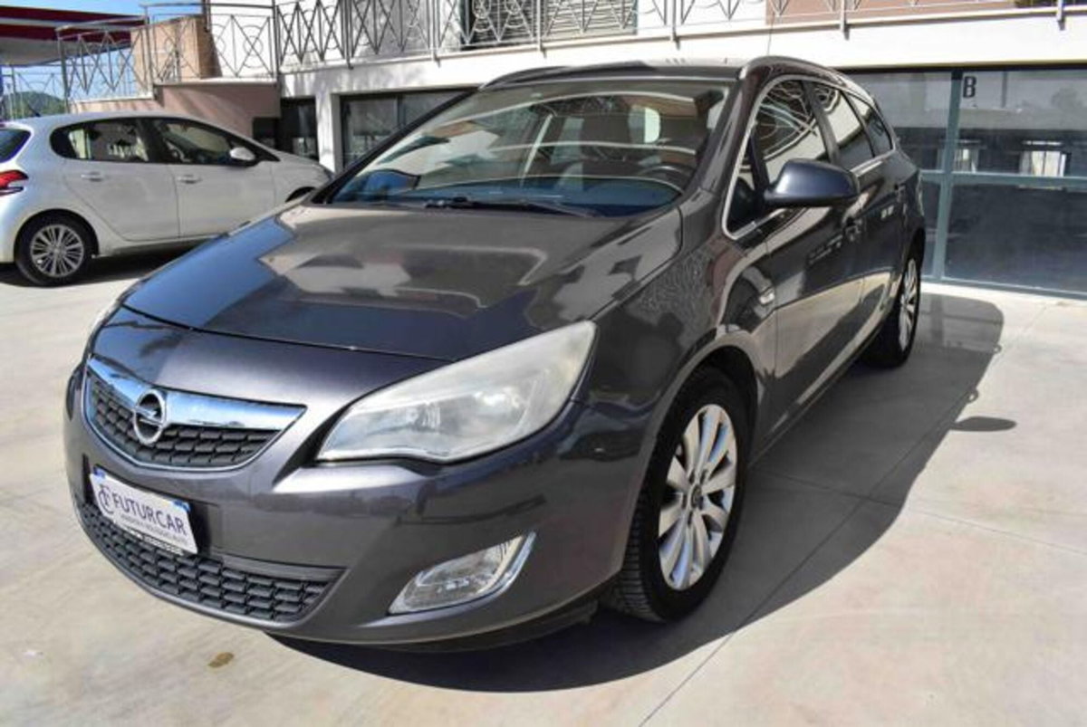 Opel Astra Station Wagon 1.7 CDTI 125CV Sports Cosmo (2)