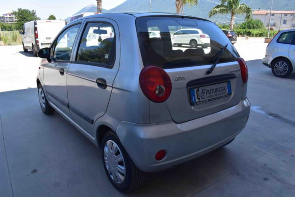 Chevrolet Matiz 800 SE Chic (14)