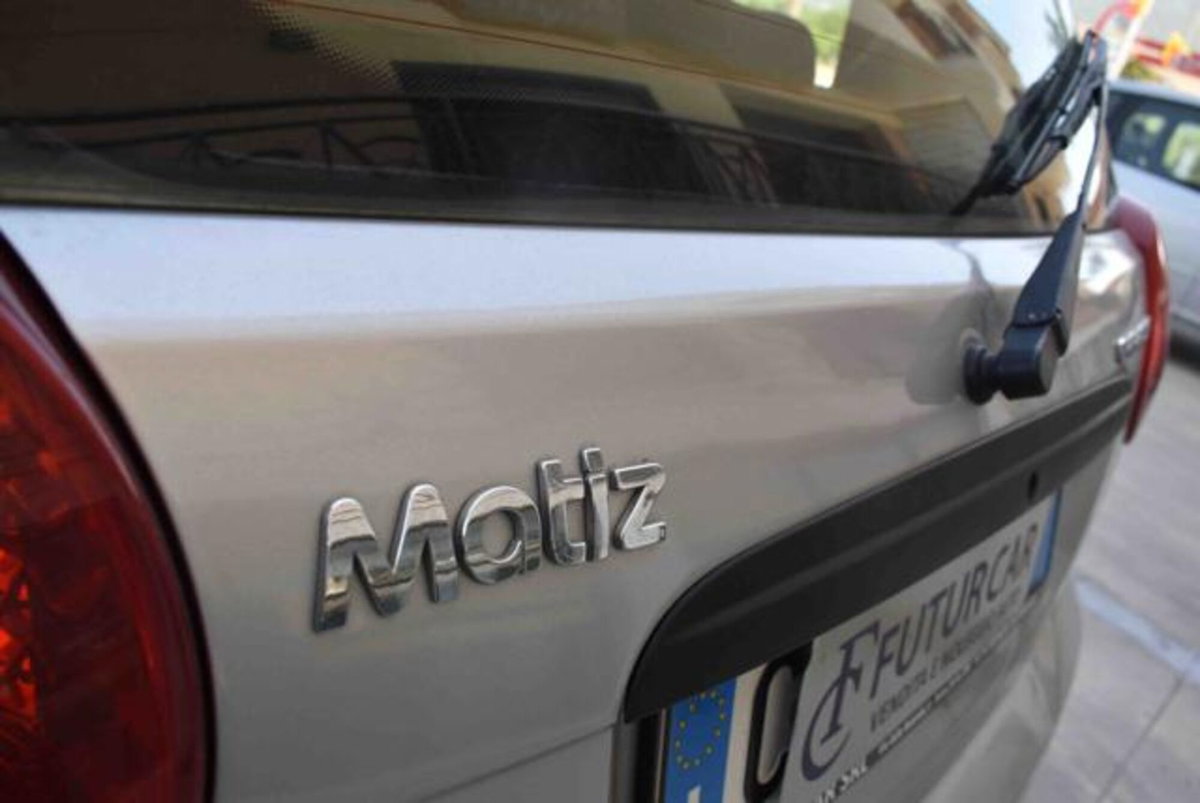 Chevrolet Matiz 800 SE Chic (16)