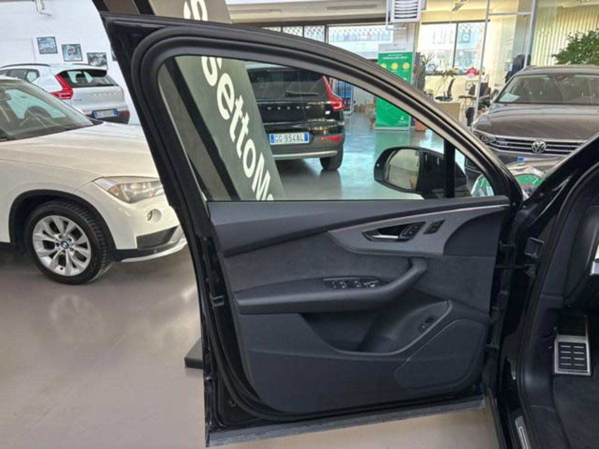 Audi Q7 50 TDI quattro tiptronic (8)