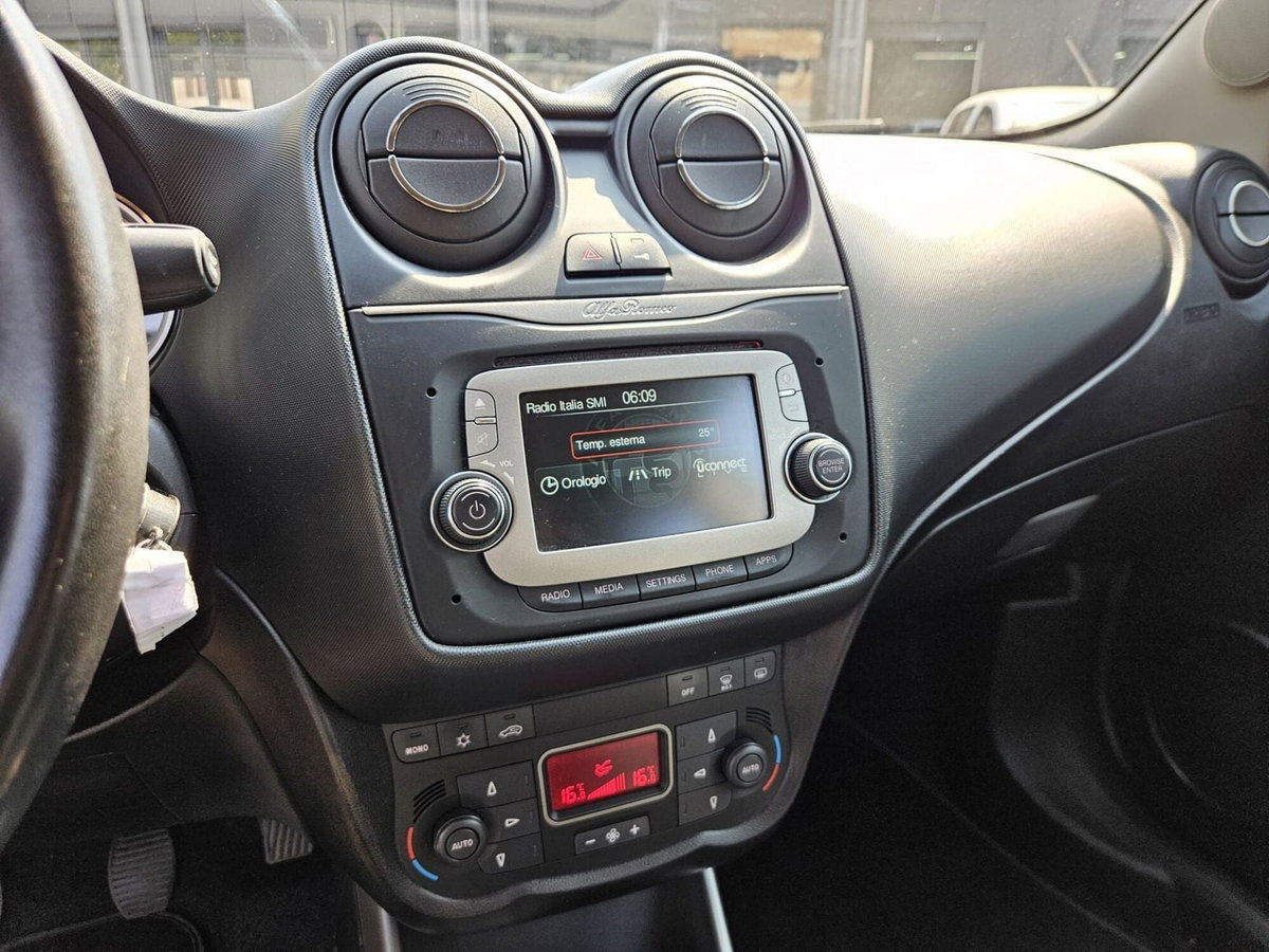 Alfa Romeo MiTo 1.3 JTDm 95 CV S&S (14)