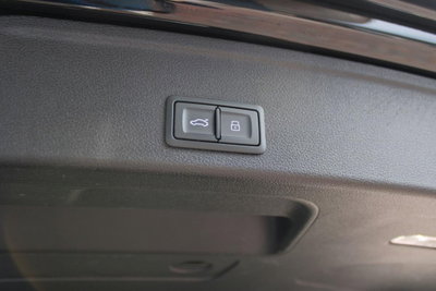 Audi A4 Avant 40 2.0 tfsi mhev Business quattro 204cv s-tronic (16)