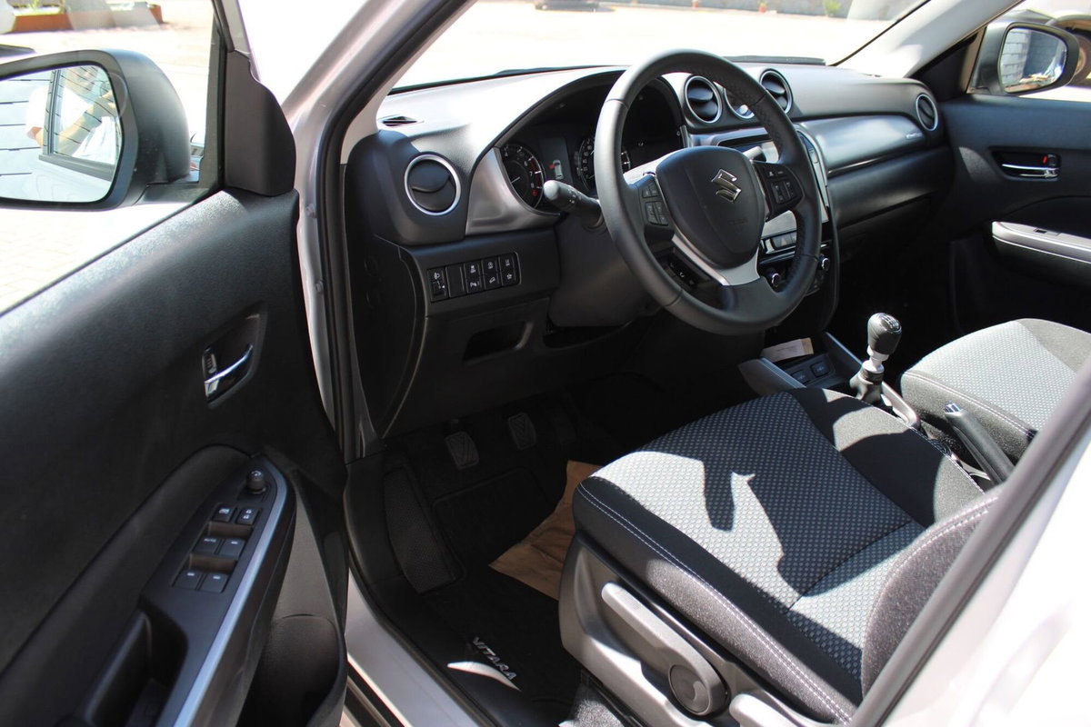 Suzuki Vitara 1.4h Top 4wd allgrip 110cv (8)