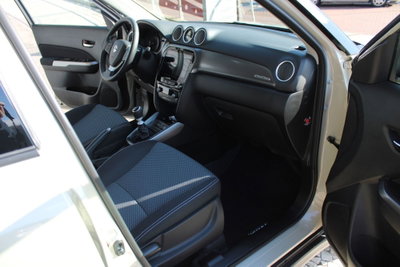 Suzuki Vitara 1.4h Top 4wd allgrip 110cv (15)
