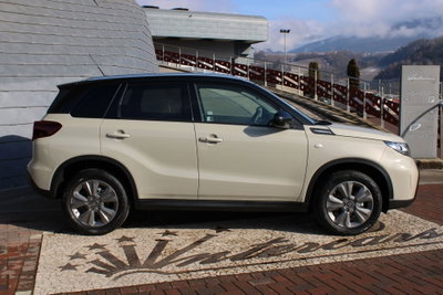 Suzuki Vitara 1.4h Top 4wd allgrip 110cv (5)