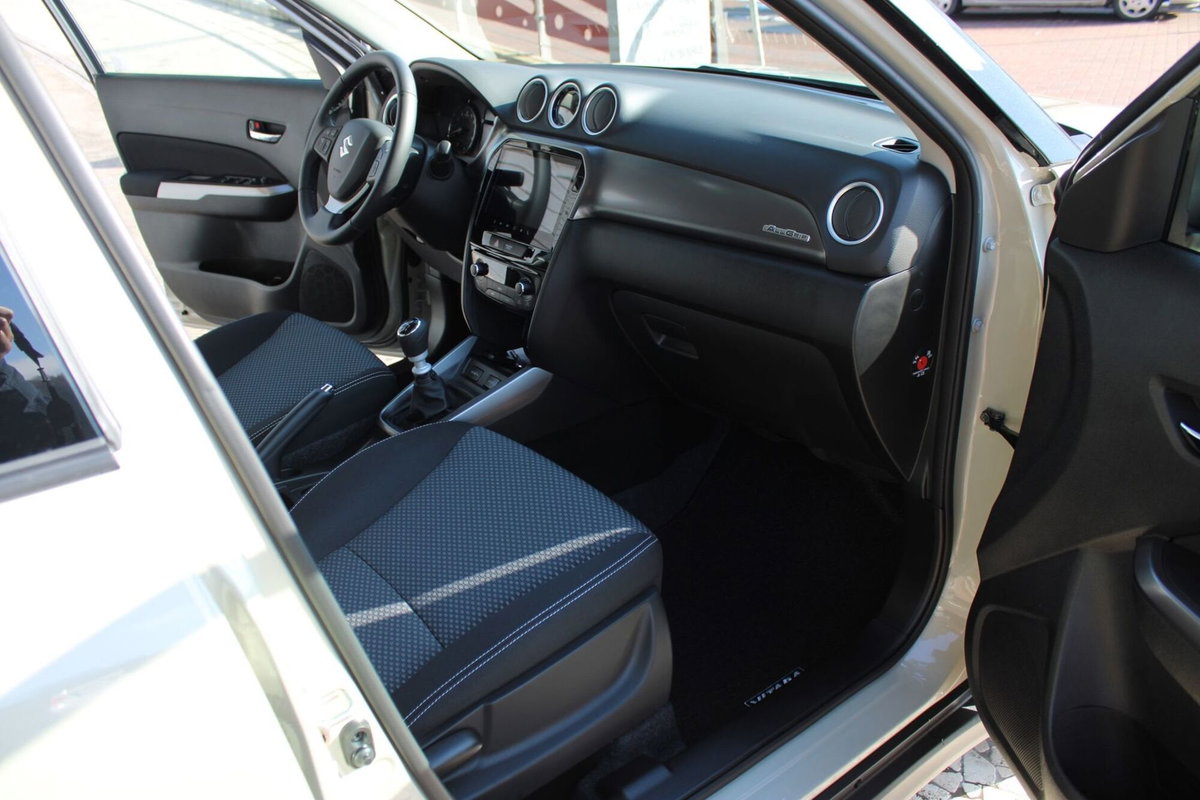 Suzuki Vitara 1.4h Top 4wd allgrip 110cv (15)
