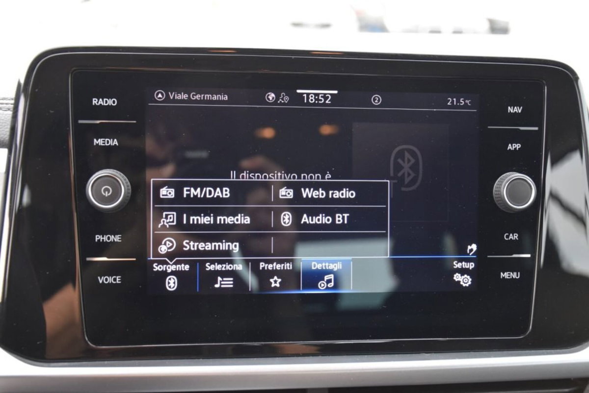 Volkswagen T-Roc 2.0 tdi Life 115cv (12)