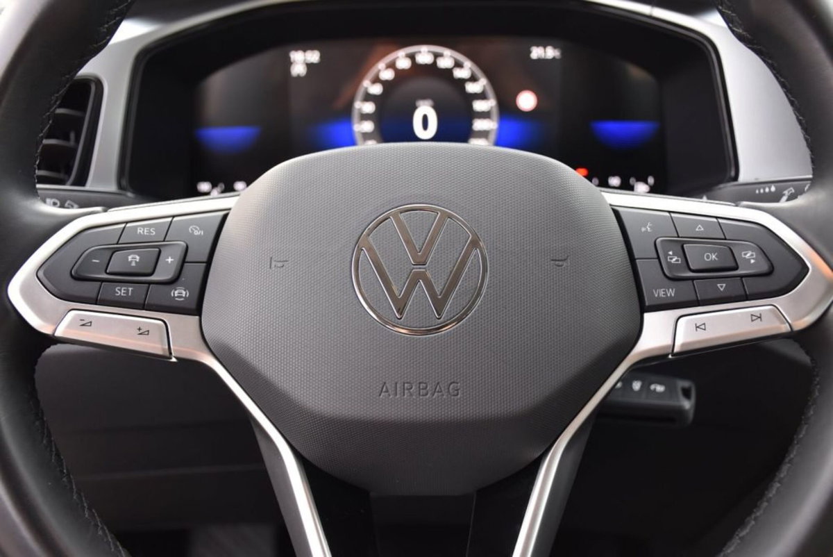 Volkswagen T-Roc 2.0 tdi Life 115cv (13)