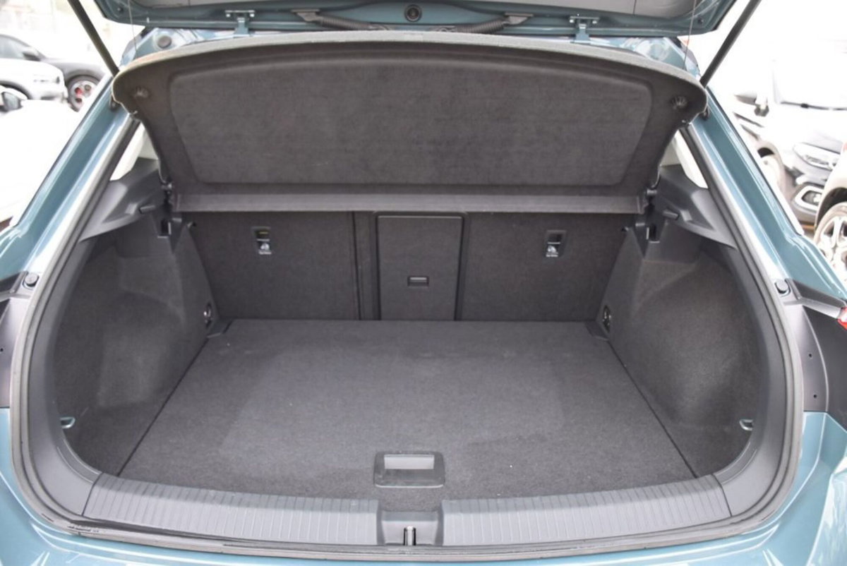 Volkswagen T-Roc 2.0 tdi Life 115cv (15)